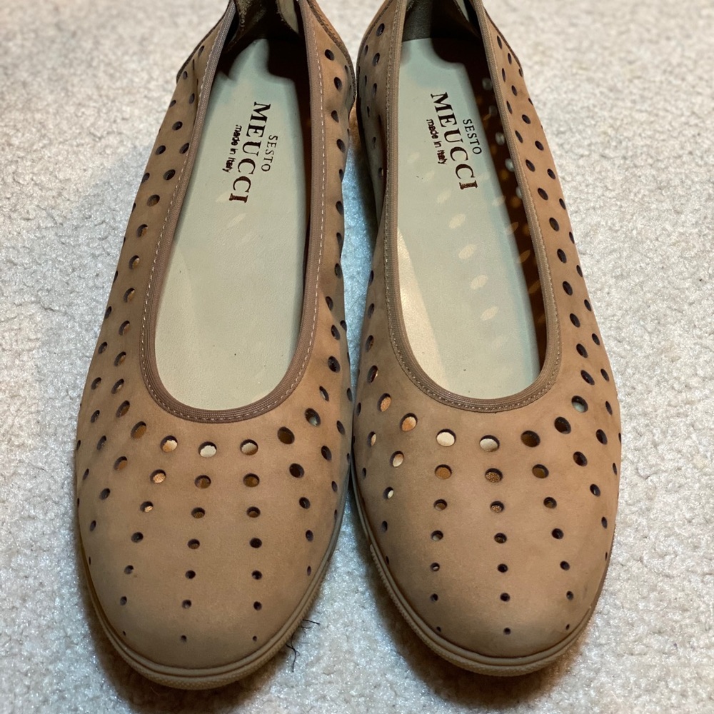 Sesto Meucci Perforated Leather Ballet Flats size 10